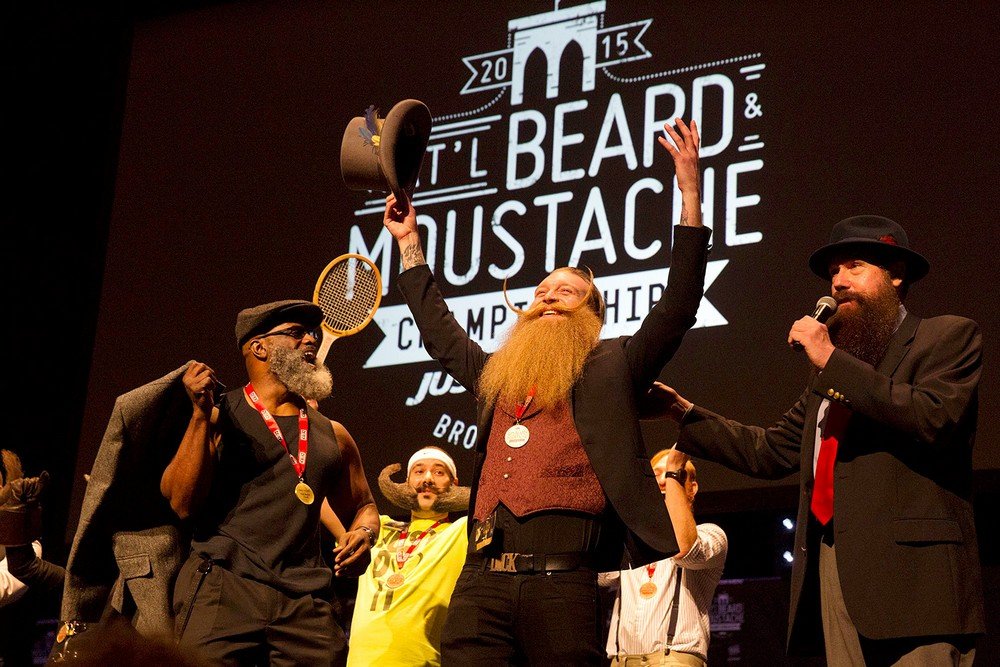 Чемпионат усов и бород в Нью-Йорке (17 фото)