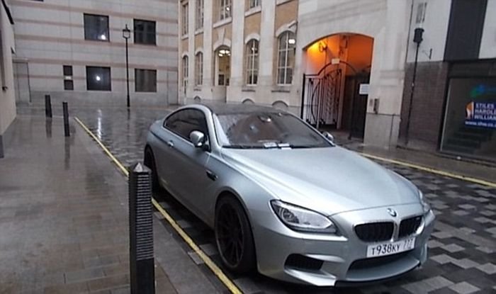 Лондонская полиция выписала 60 штрафов злостному нарушителю на BMW M6 с российскими номерами (3 фото и 1 видео)
