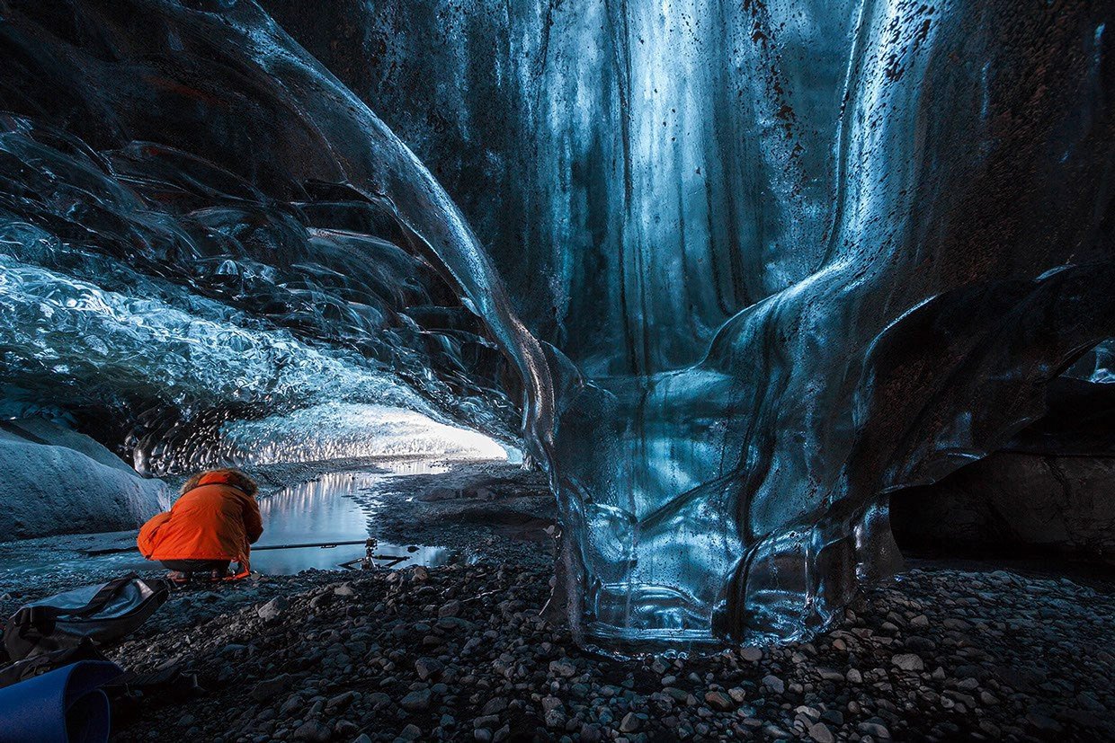Ледяная пещера Ватнайокуль нереальная красота (10 фото)