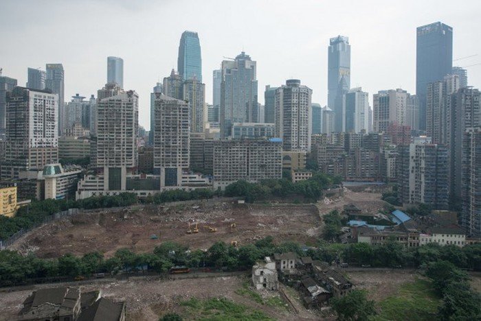 Чунцин - бетонные джунгли в центре Китая (13 фото)