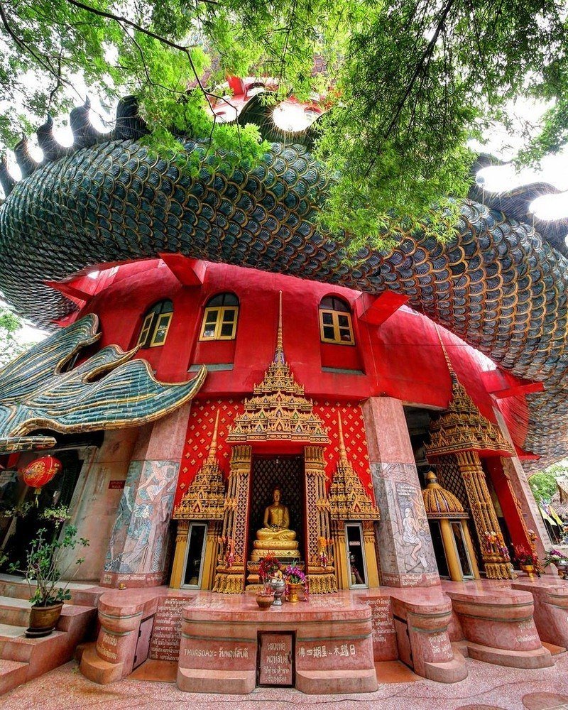 Буддийский храм Сам Фран в Таиланде