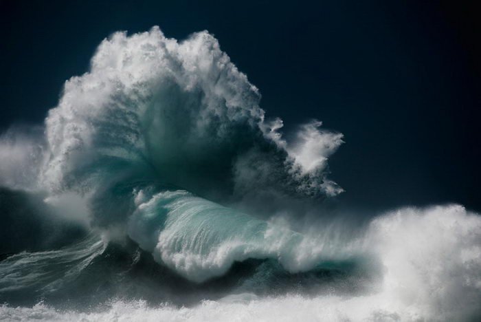 Мощь и сила океанские волны - фотографии Luke Shadbolt