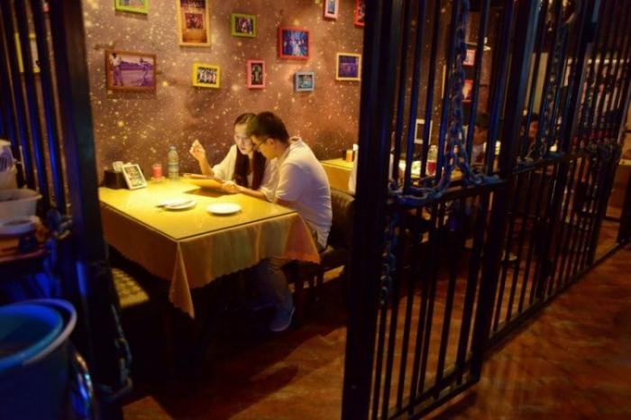 Китайский ресторанчик-тюрьма для любителей зоновской романтики