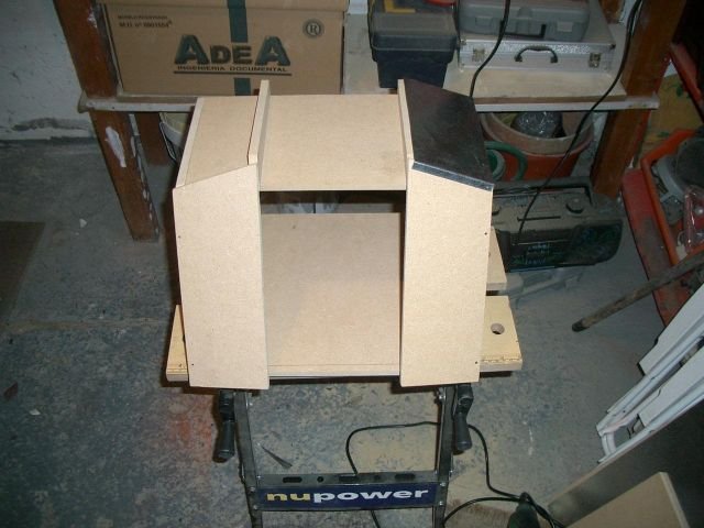 Компьютер в стиле Warhammer 40K