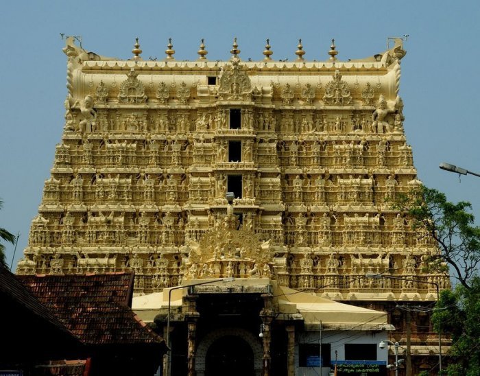 Самый богатый храм в мире – триллион долларов Падманабхасвами