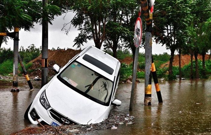 Дожди нанесли Китаю ущерб на 1 миллиард долларов