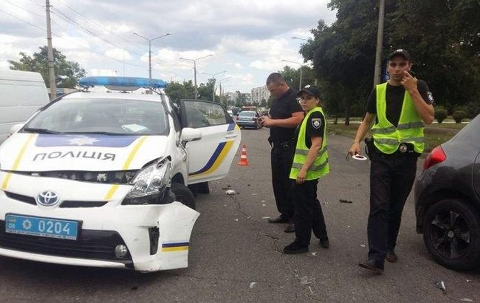 Патрульная полиция Киева за год разбила 150 автомобилей Toyota Prius