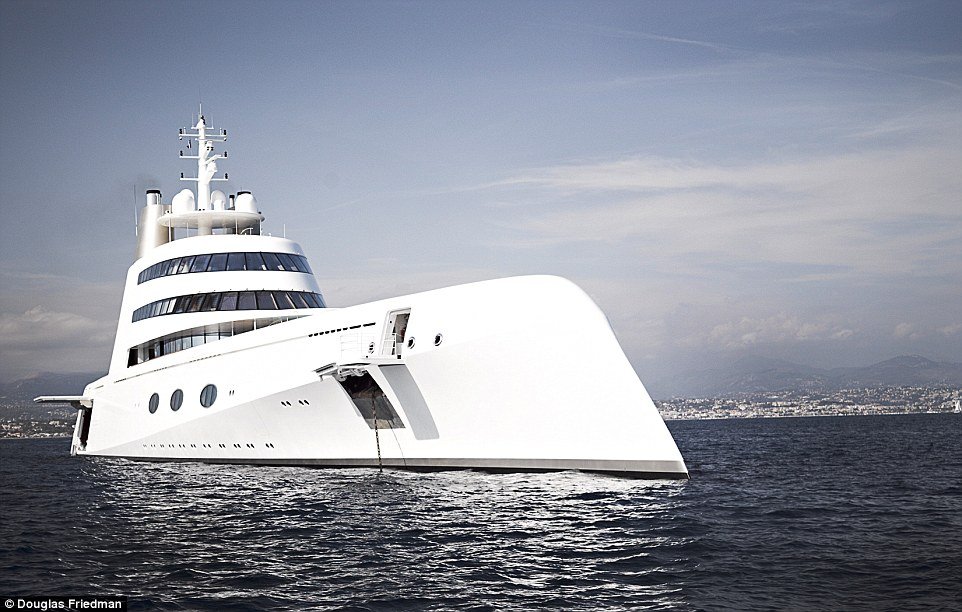 Впервые опубликованные снимки роскошных интерьеров яхты "A" миллиардера Мельниченко за 300 миллионов долларов