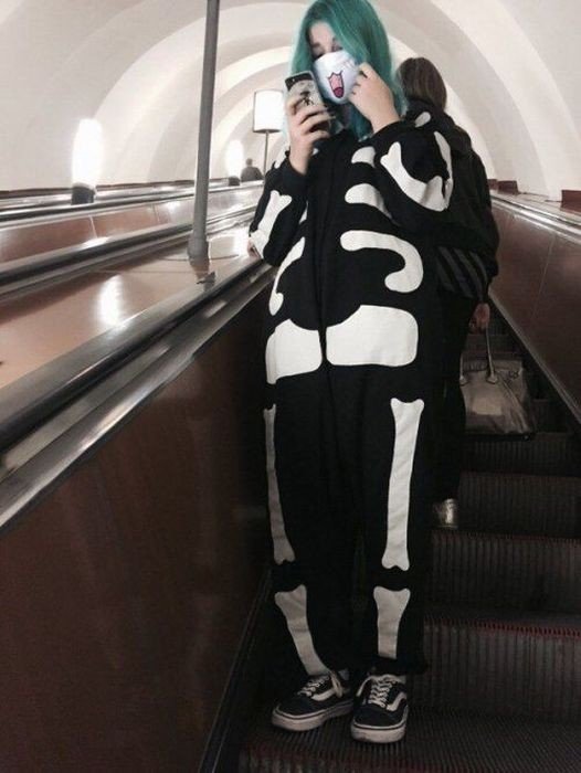 Необычная мода в метро Смешной Угар