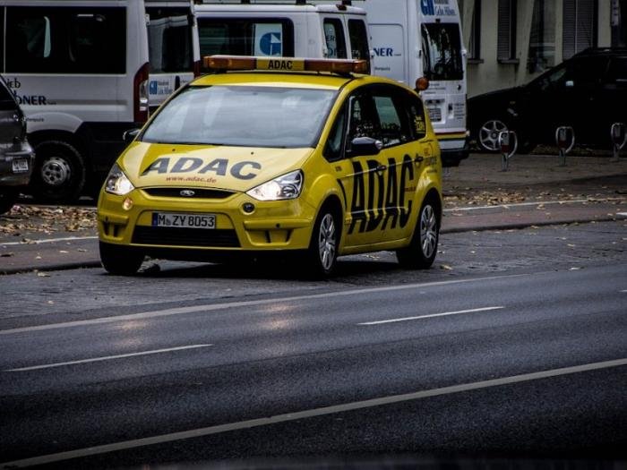 ADAC - самый крупный автомобильный клуб в Германии