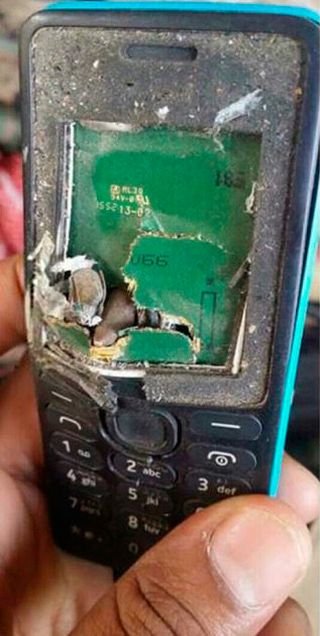 Телефон Nokia спас хозяина от пули