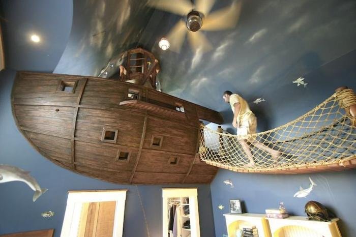 Шикарная пиратская спальня