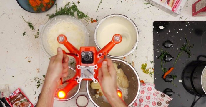 Кухонная многофункциональность дрона