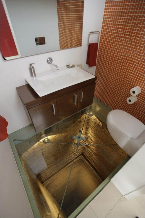 Ванная в шахте лифта