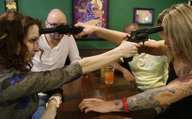 Новая забава американских хипстеров - русская рулетка с шокерами