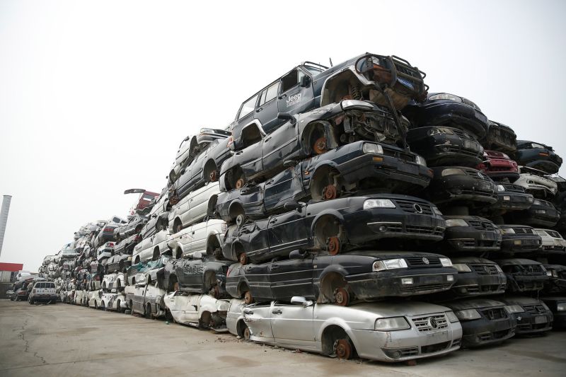 Китайские автомобили на свалке