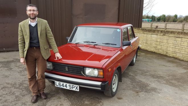 Британский учитель покупает и восстанавливает советские автомобили