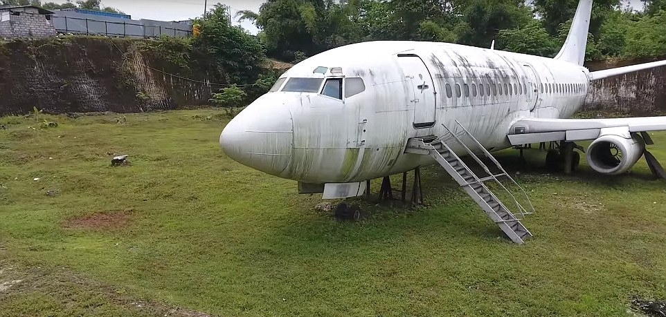 Таинственный заброшенный Boeing 737 на Бали