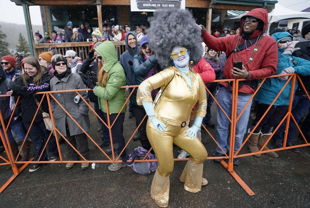 Фестиваль - Дни замороженного мертвого парня в Колорадо (30 фото)