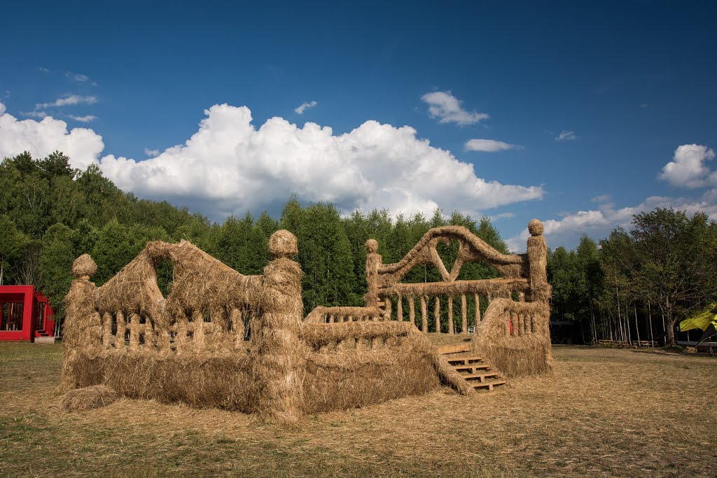 Никола-Ленивец - самые большие арт объекты из дерева в Калужской области России