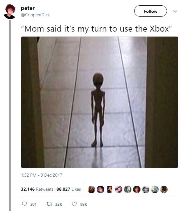 Мем: "Мама сказала Что теперь моя очередь играть в Xbox" (7 фото)