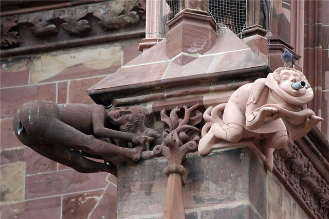 Скульптурное убранство Фрайбургского собора в Германии