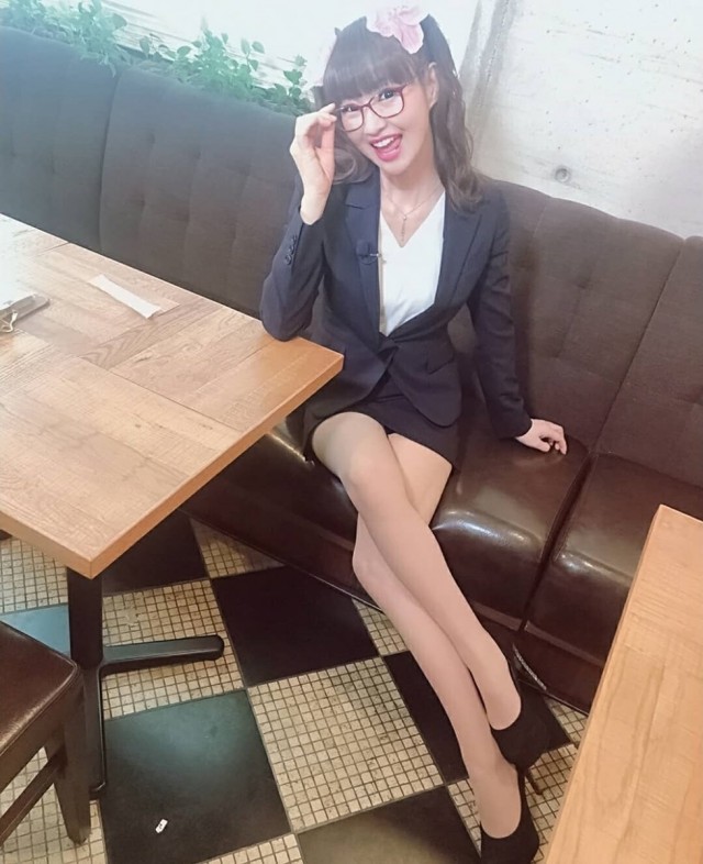 Блогерша-косплеер Саюри Озаки покорила тысячи подписчиков в Instagram, полюбили ее не за наряды