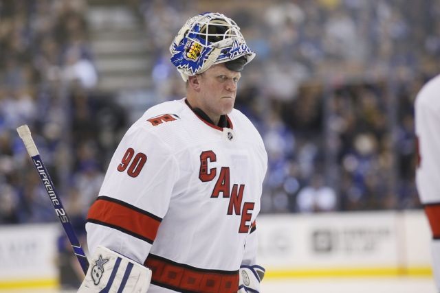 Дэйв Эйрс - 42-летний заливщик льда, который стал героем НХЛ (2 фото)