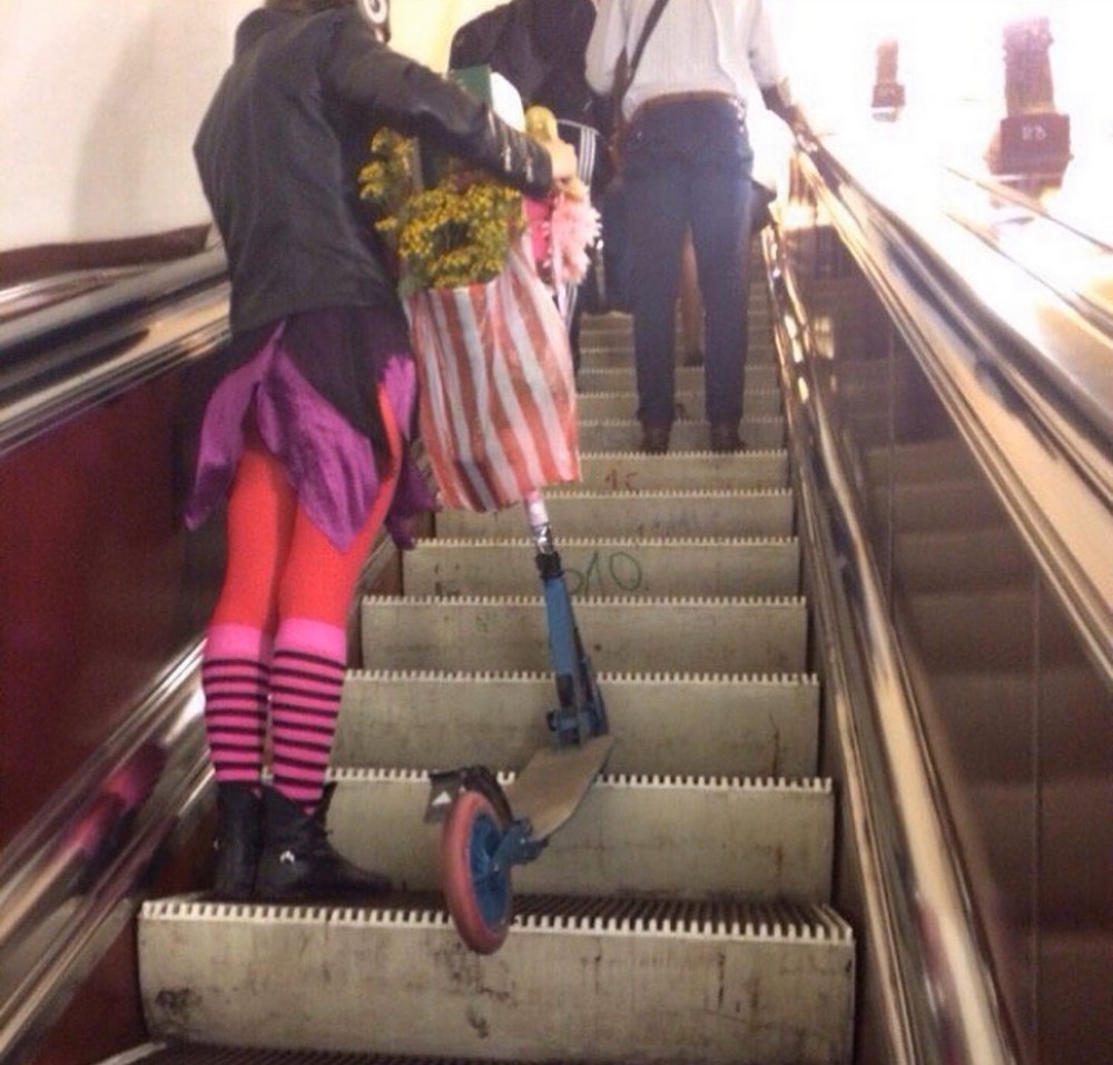 ПРИКОЛЫ В МЕТРО РОССИИ (55 ФОТО)