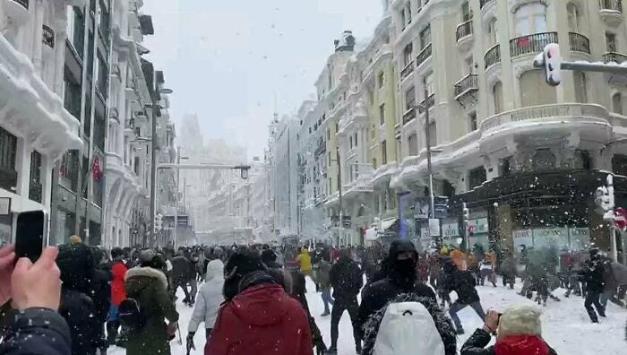 В Испании выпал снег 2021 (24 фото)