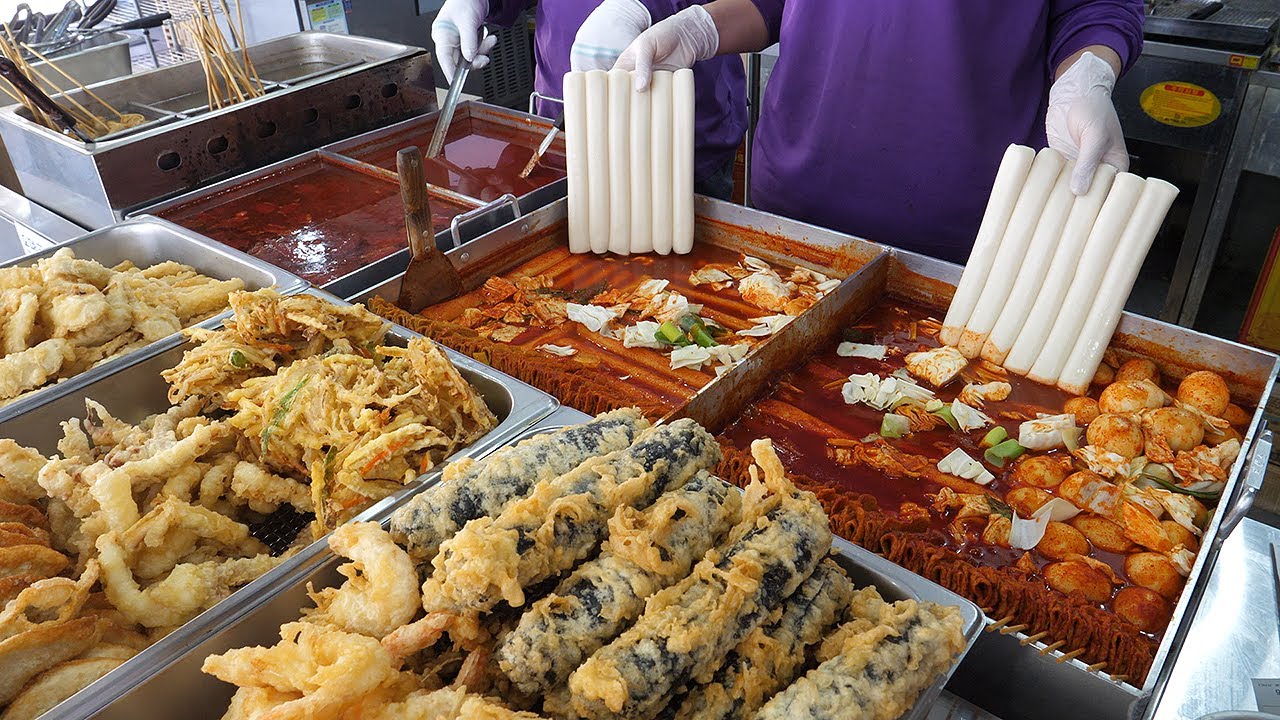 Домашние ттеокбокки, жареные блюда, рыбный пирог - корейская уличная еда